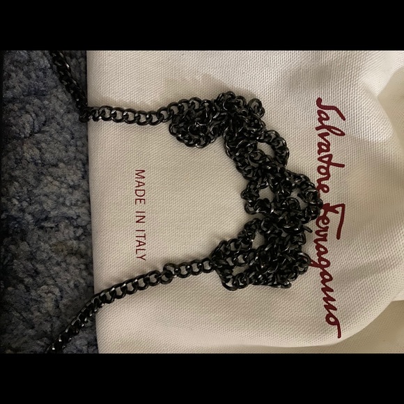 NWOT - Salvatore Ferragamo Vera Bow - Picture 5 of 11